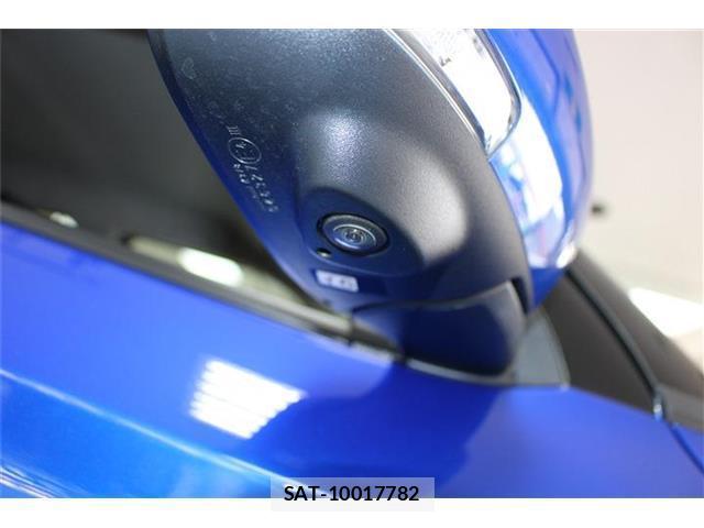 Suzuki SWIFT 2023-12 8730534-19