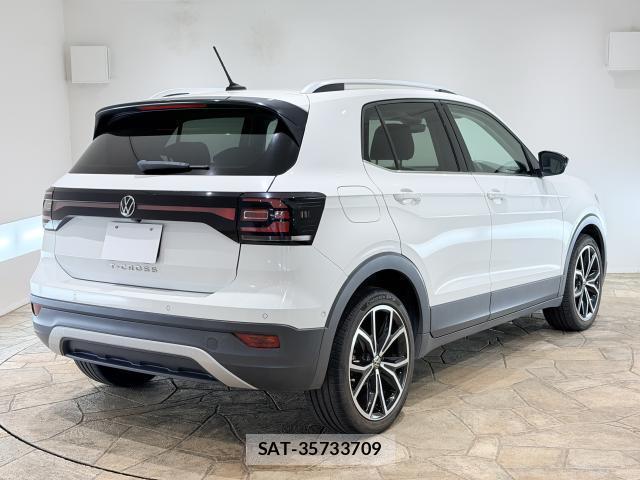 VolksWagen T-CROSS 2020-11 8726557-2