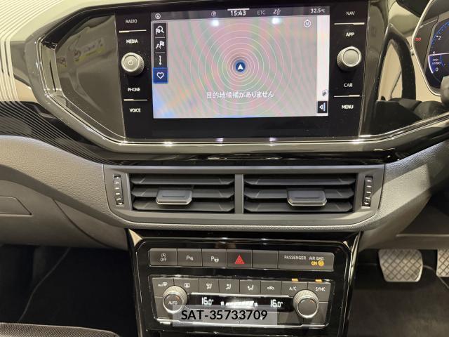 VolksWagen T-CROSS 2020-11 8726557-7