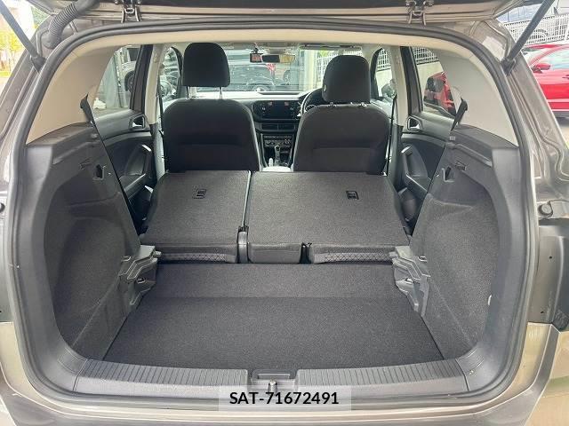 VolksWagen T-CROSS 2020-08 8731038-12