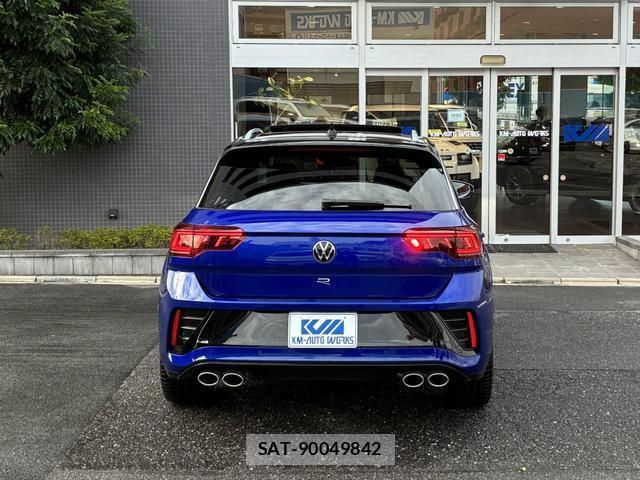VolksWagen T-ROC 2023-10 8730945-10
