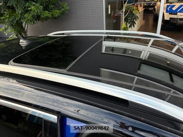 VolksWagen T-ROC 2023-10 8730945-11