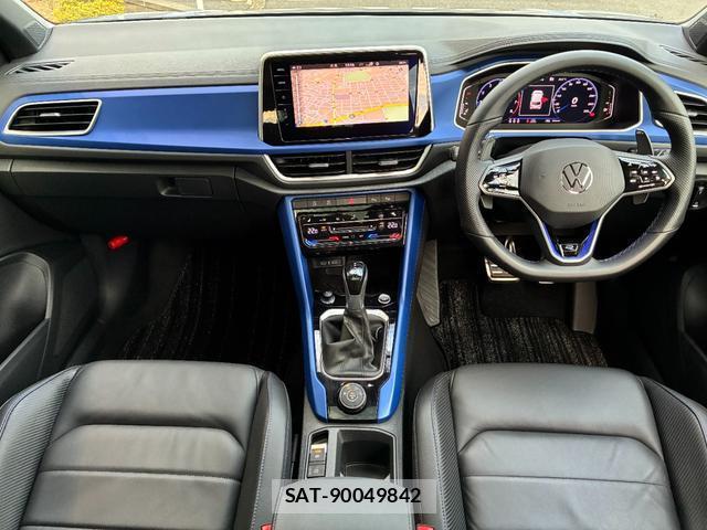 VolksWagen T-ROC 2023-10 8730945-2