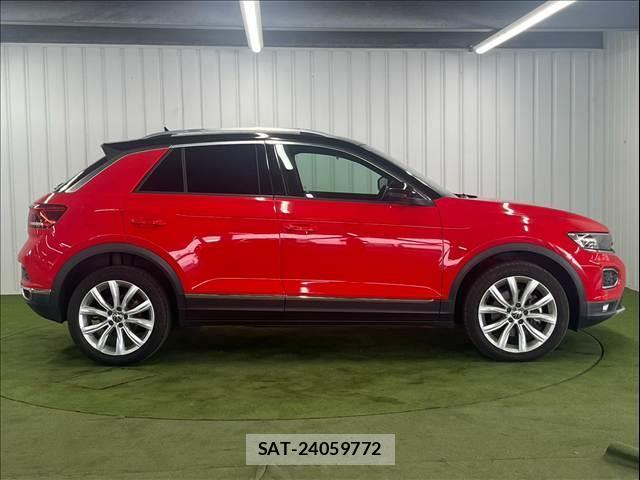 VolksWagen T-ROC 2021-04 8731335-17
