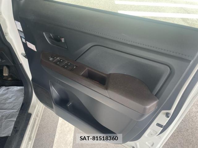 Toyota TANK 2017-09 8727371-8
