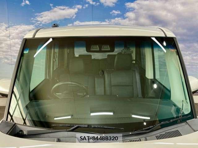 Daihatsu TANTO 2018-12 8725896-13
