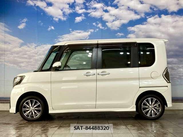 Daihatsu TANTO 2018-12 8725896-19