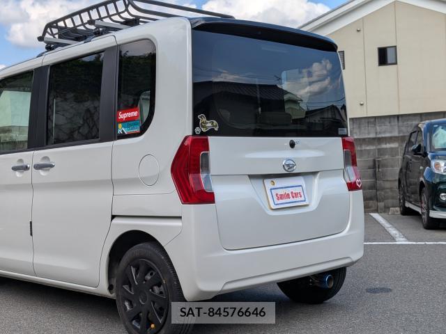 Daihatsu TANTO 2014-02 8726185-11