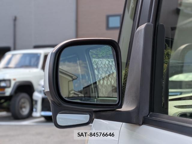 Daihatsu TANTO 2014-02 8726185-13