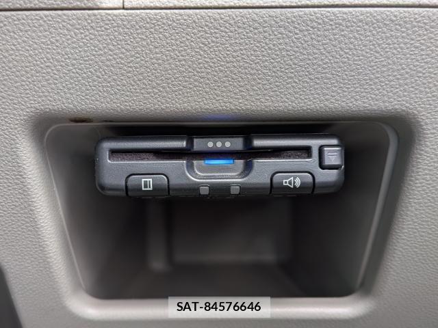 Daihatsu TANTO 2014-02 8726185-16