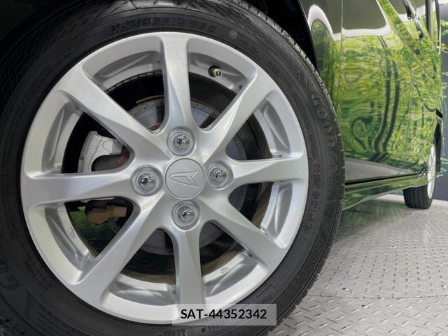 Daihatsu TANTO 2014-04 8726533-12