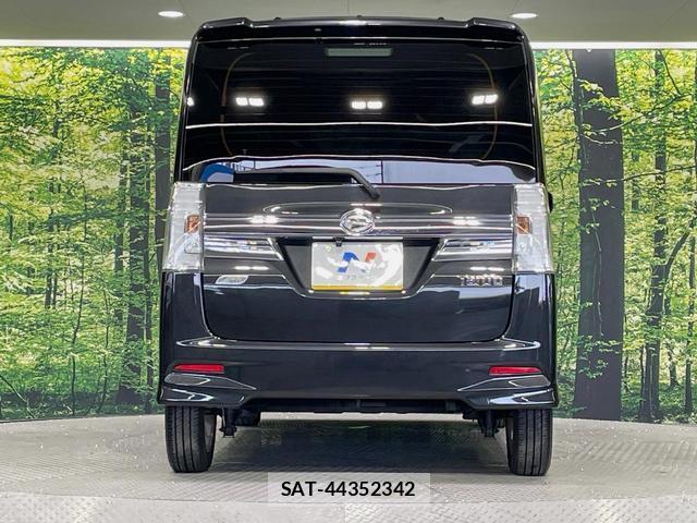 Daihatsu TANTO 2014-04 8726533-14