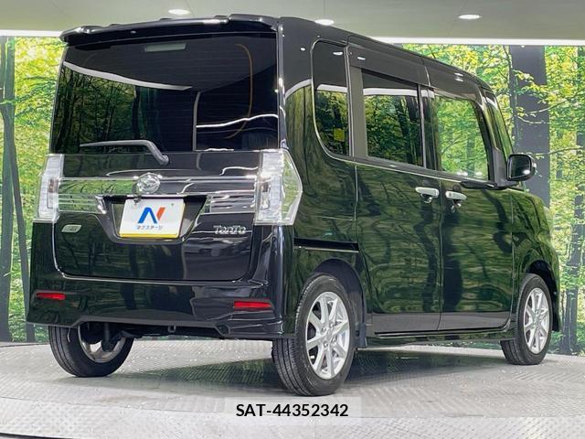 Daihatsu TANTO 2014-04 8726533-16