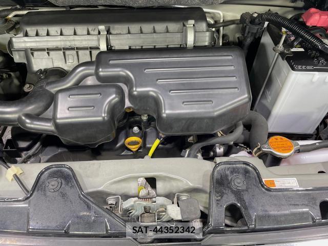 Daihatsu TANTO 2014-04 8726533-17