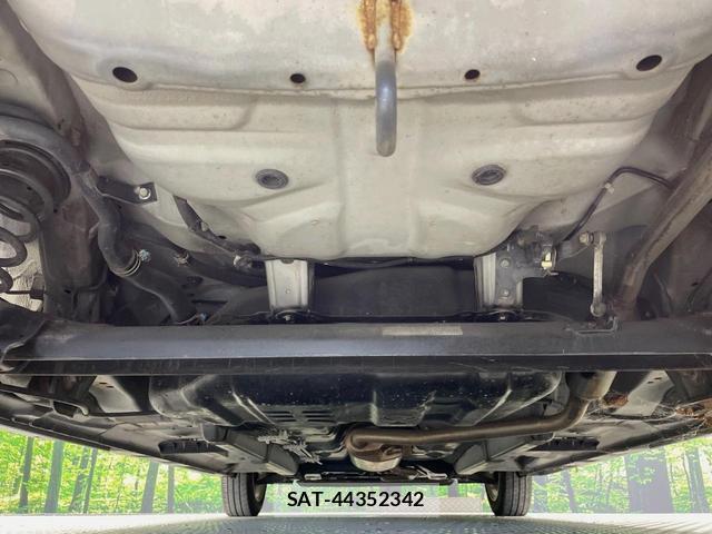 Daihatsu TANTO 2014-04 8726533-18