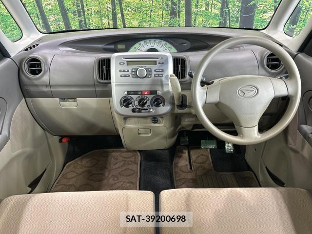 Daihatsu TANTO 2009-10 8726689-1