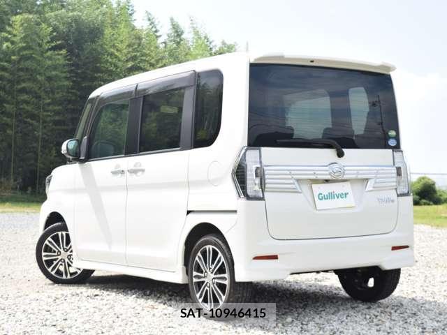 Daihatsu TANTO 2018-08 8726708-9