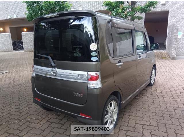 Daihatsu TANTO 2011-08 8726721-11