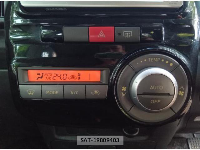 Daihatsu TANTO 2011-08 8726721-19
