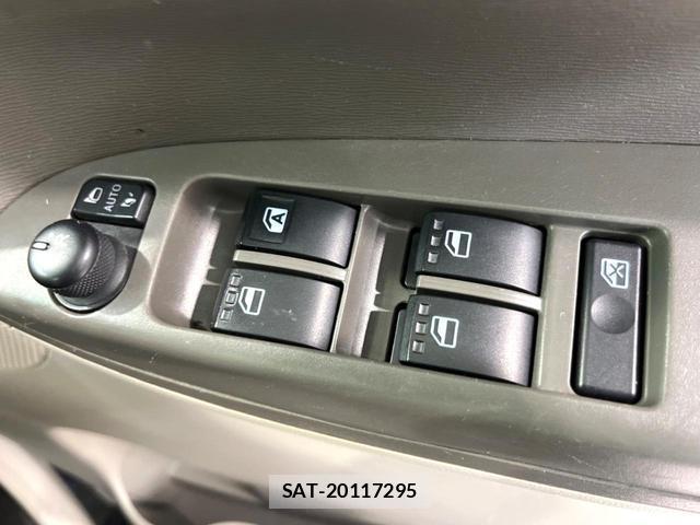 Daihatsu TANTO 2016-01 8726859-6