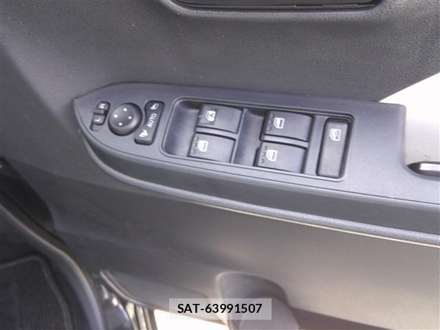 Daihatsu TANTO 2023-09 8726972-16