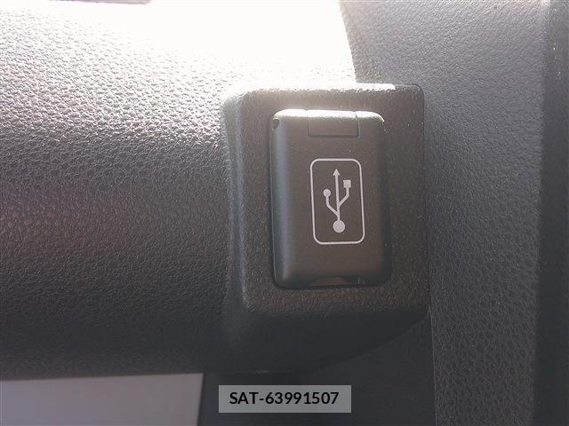 Daihatsu TANTO 2023-09 8726972-18