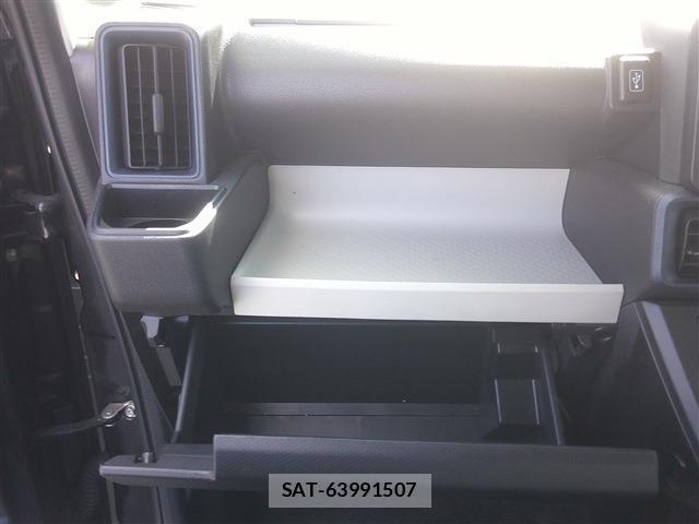 Daihatsu TANTO 2023-09 8726972-19