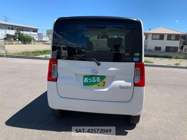 Daihatsu TANTO 2017-08 8727752-6