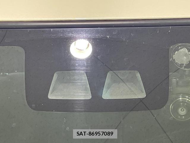Daihatsu TANTO 2017-10 8727979-4