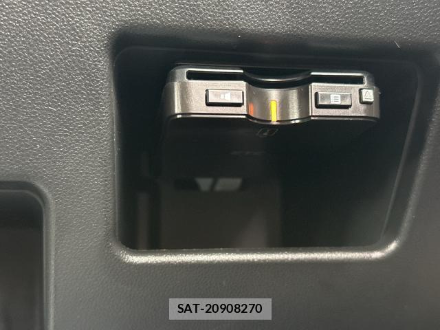 Daihatsu TANTO 2016-12 8728007-6