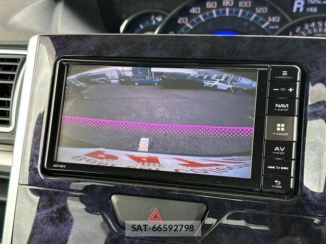 Daihatsu TANTO 2017-05 8728008-5
