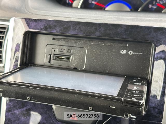 Daihatsu TANTO 2017-05 8728008-6