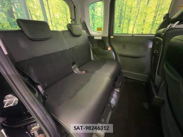 Daihatsu TANTO 2018-02 8728126-8