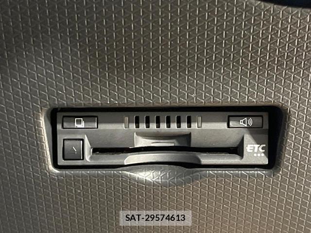 Daihatsu TANTO 2023-09 8728228-5