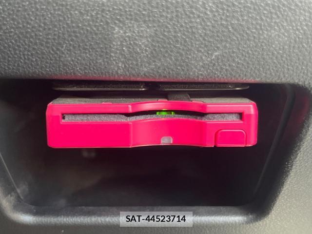 Daihatsu TANTO 2014-01 8728381-6