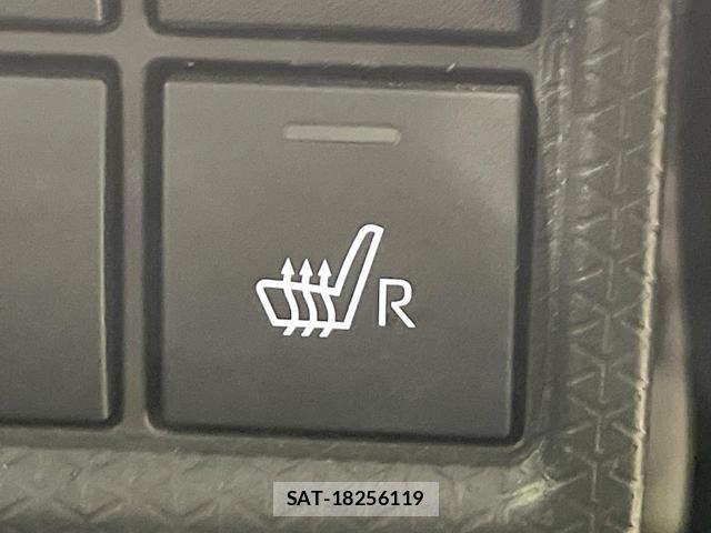 Daihatsu TANTO 2022-04 8728902-6