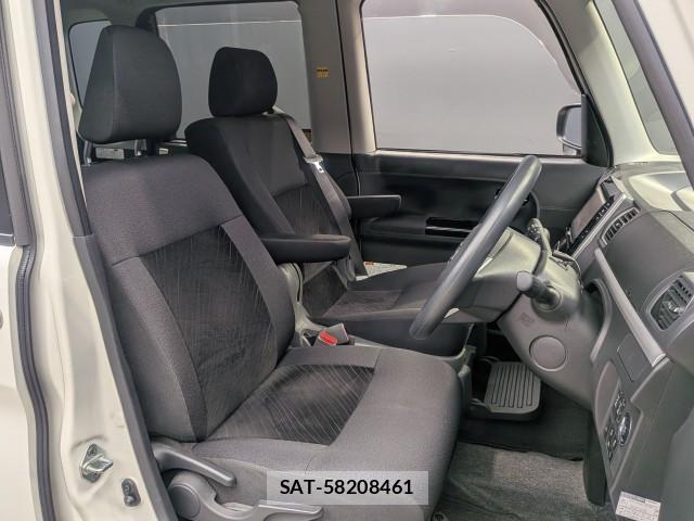 Daihatsu TANTO 2017-08 8728919-14