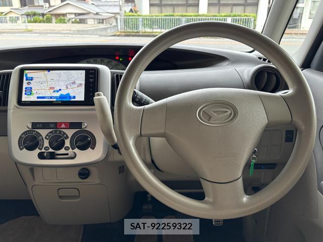 Daihatsu TANTO 2009-06 8728951-15