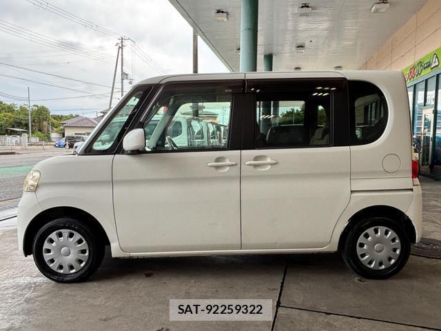 Daihatsu TANTO 2009-06 8728951-4