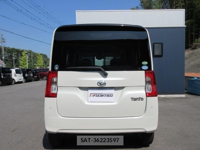 Daihatsu TANTO 2015-08 8729800-10