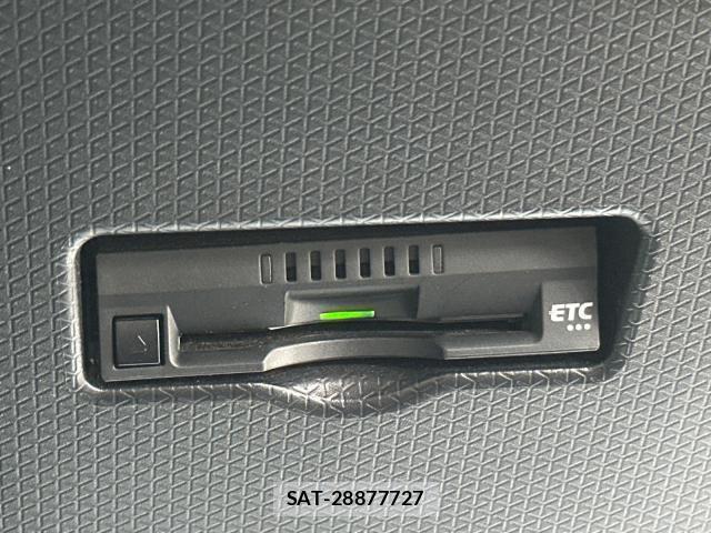 Daihatsu TANTO 2022-03 8729885-6