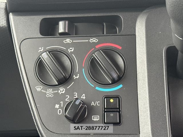 Daihatsu TANTO 2022-03 8729885-7