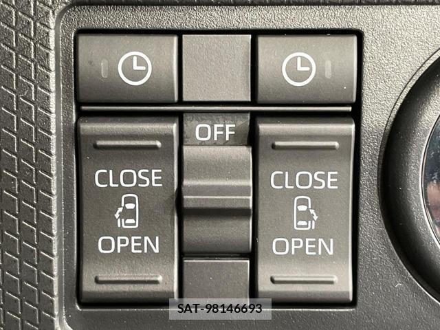 Daihatsu TANTO 2025-03 8730215-2