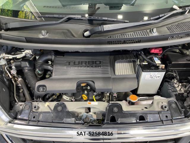 Daihatsu TANTO 2018-03 8730683-17