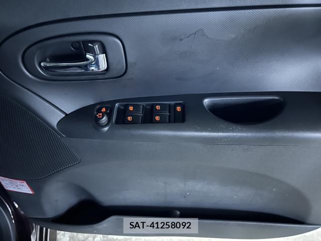 Daihatsu TANTO 2012-01 8730717-14