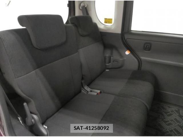 Daihatsu TANTO 2012-01 8730717-5