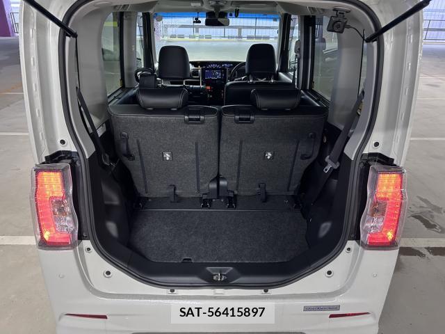 Daihatsu TANTO 2018-12 8730721-17