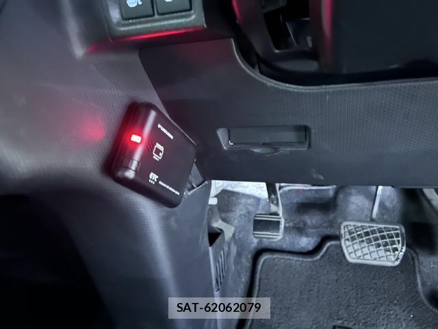 Daihatsu TANTO 2022-01 8730722-14