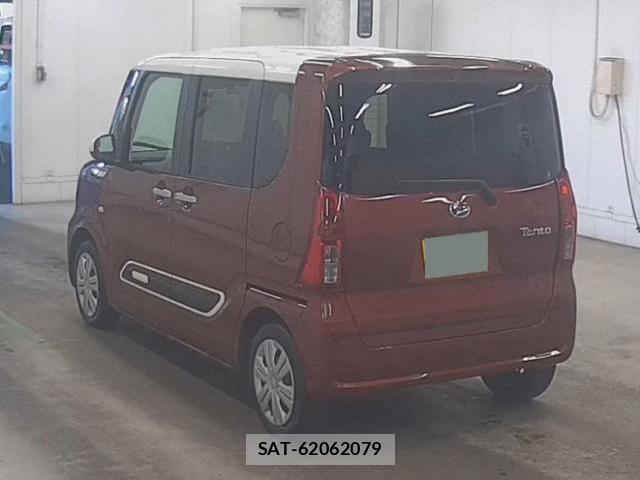 Daihatsu TANTO 2022-01 8730722-4