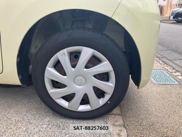 Daihatsu TANTO 2011-11 8730778-13
